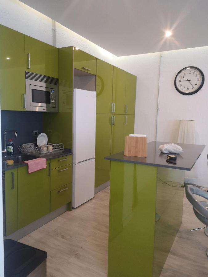 Apartamento Rosa Puerta Del Sol Apartment Madrid Ngoại thất bức ảnh