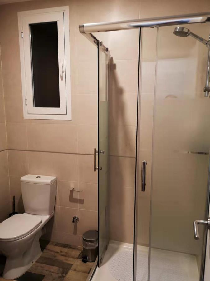 Apartamento Rosa Puerta Del Sol Apartment Madrid Ngoại thất bức ảnh